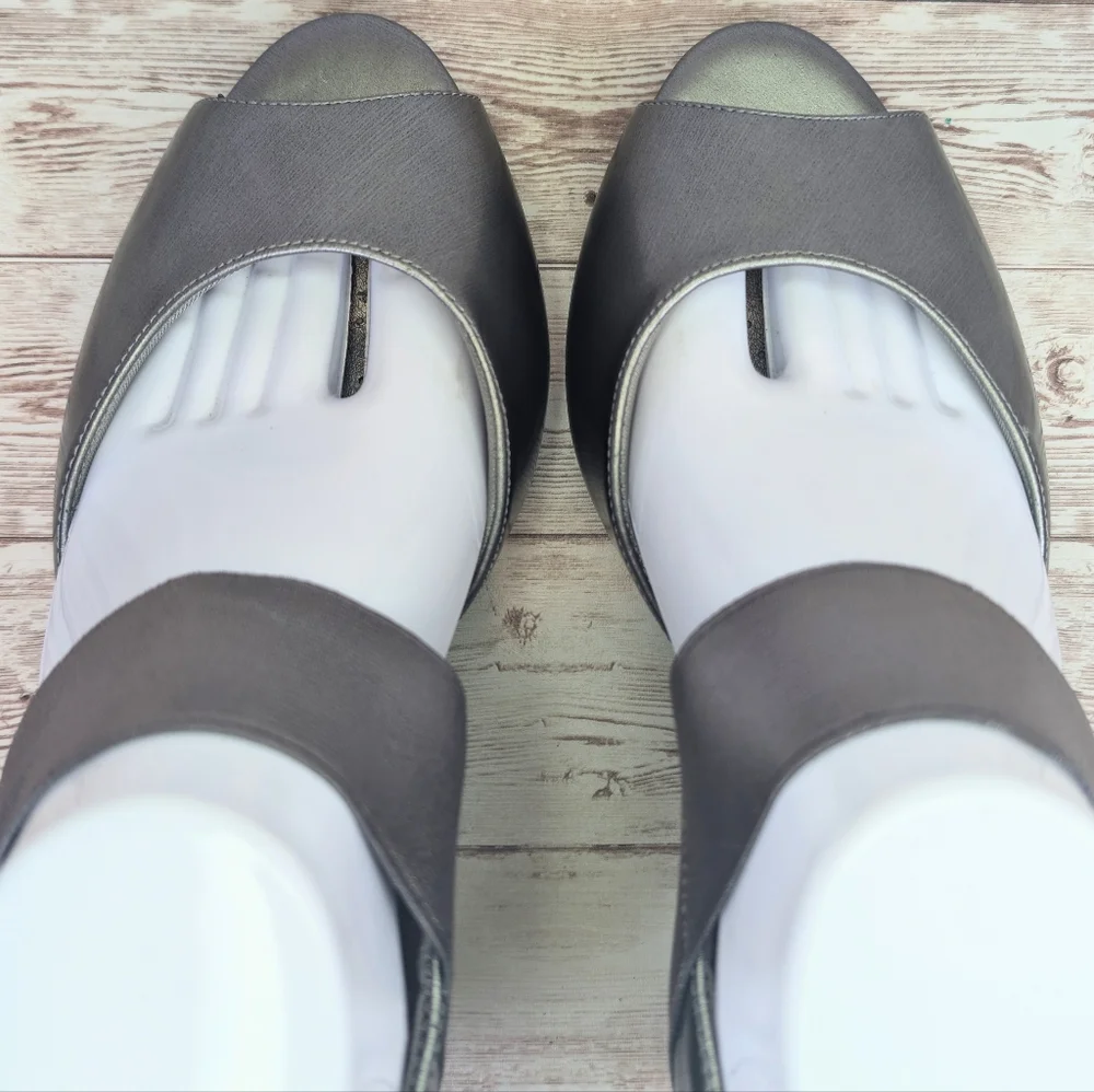 LifeStride Flex Dark Silver Pewter Open Toe Heels Metallic Size 9